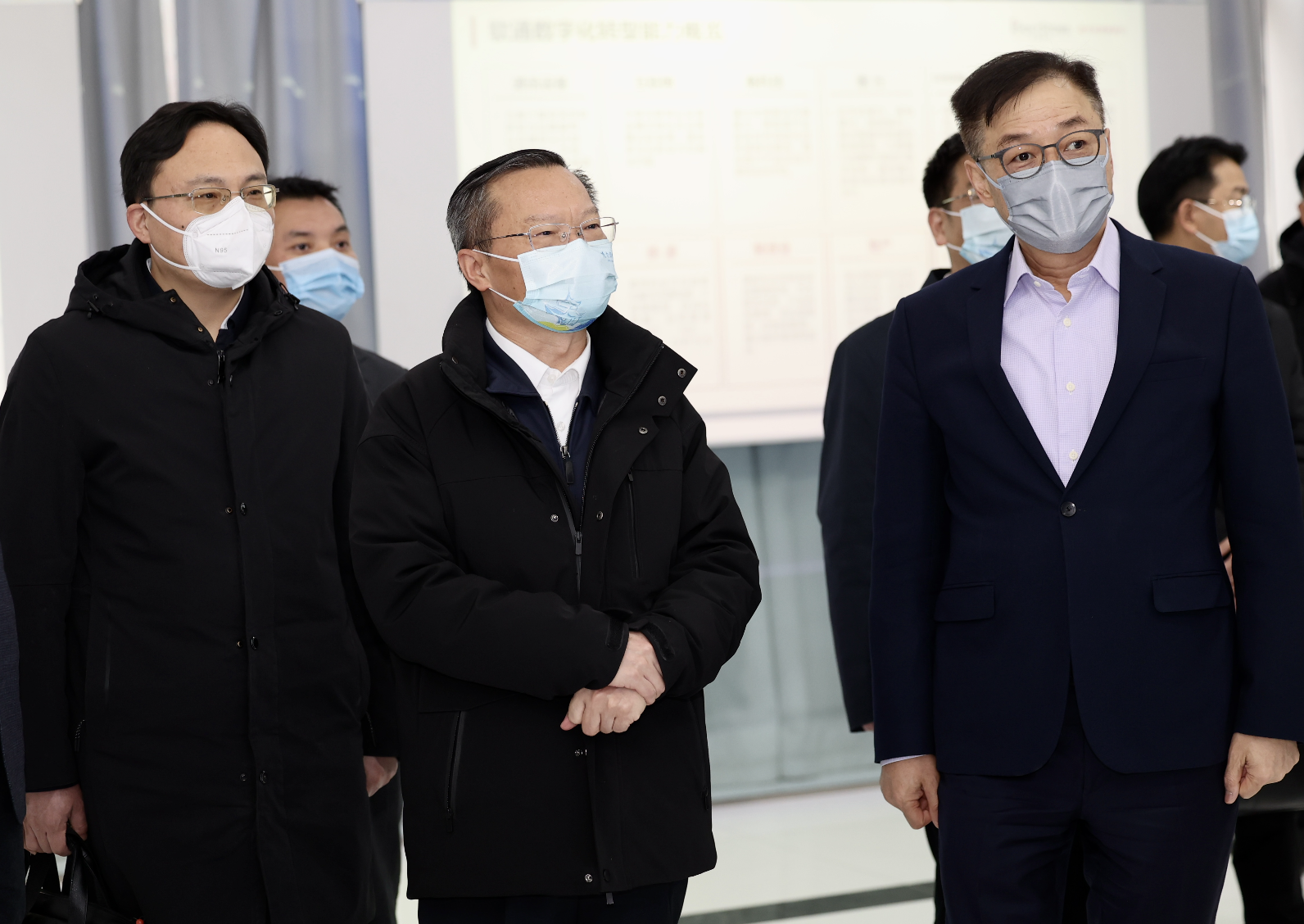 贵州省委常委、贵阳市委书记胡忠雄一行赴尊龙凯时动力旅行调研