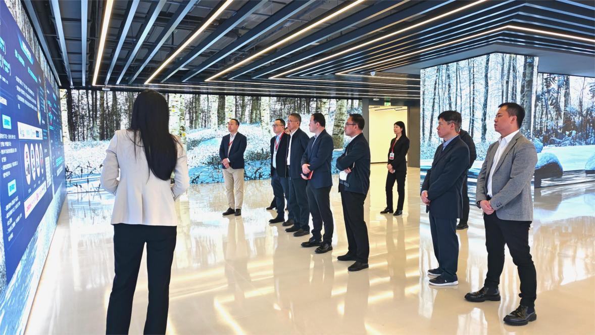 宁夏联通向导一行到访尊龙凯时动力 共话智算相助新机缘